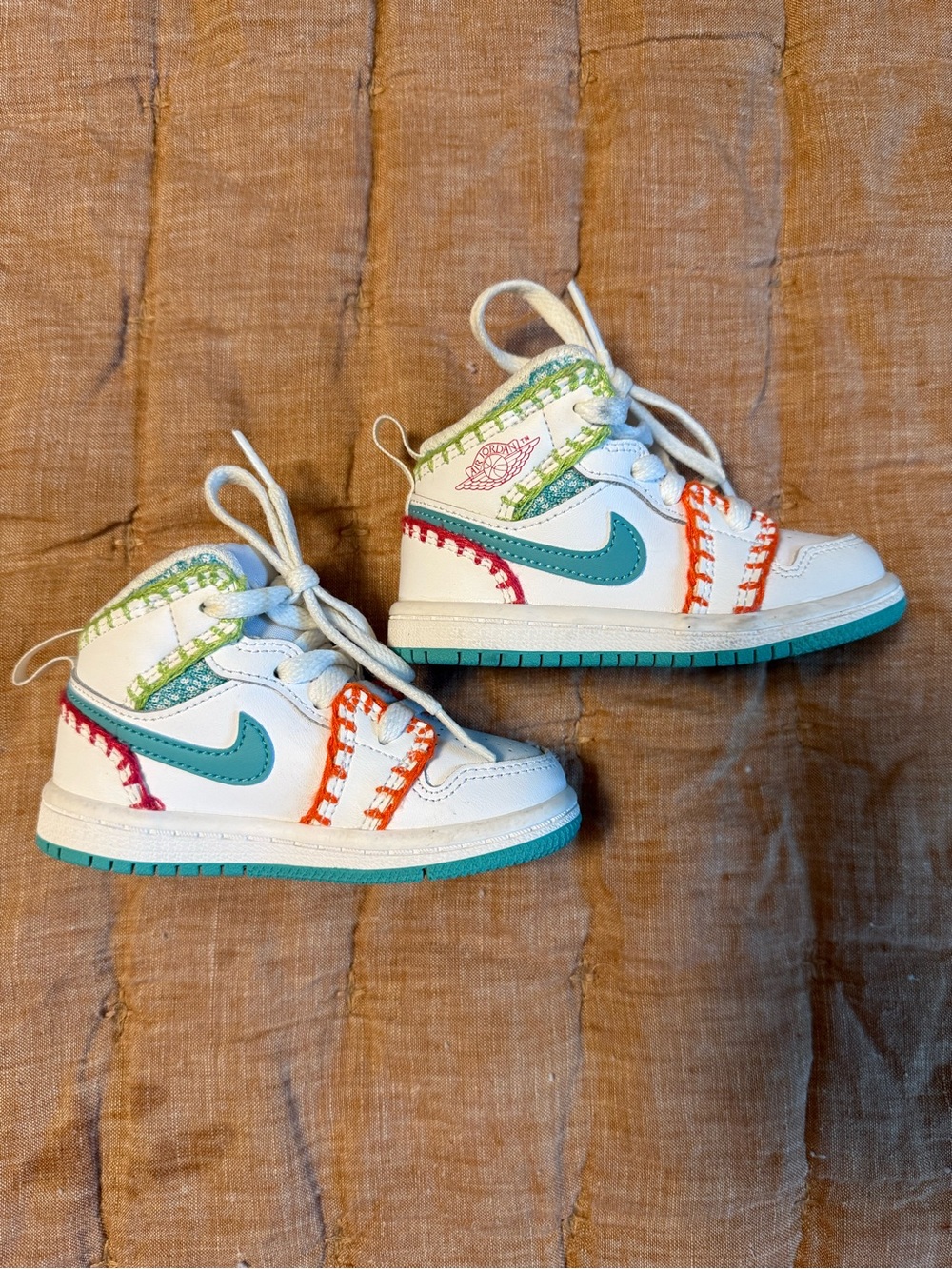 Nike Air Jordan 1 Mid SE "Multi Knit"